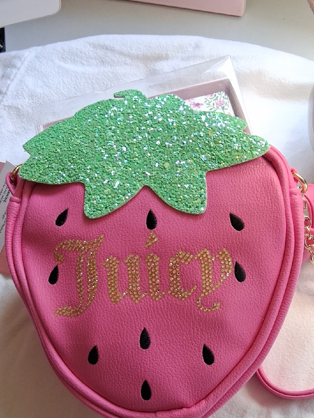 New Juicy Couture Pink Strawberry-Shaped Crossbody with Green Glitter Leaf Purse